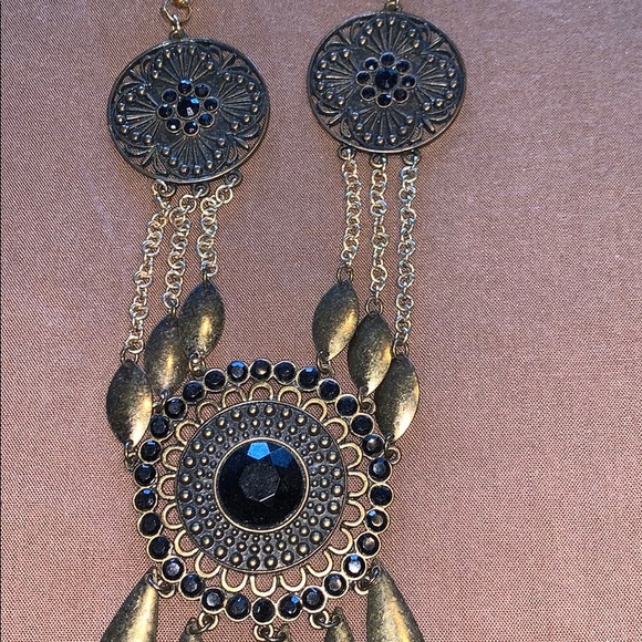 Necklace - Picture 4 of 5